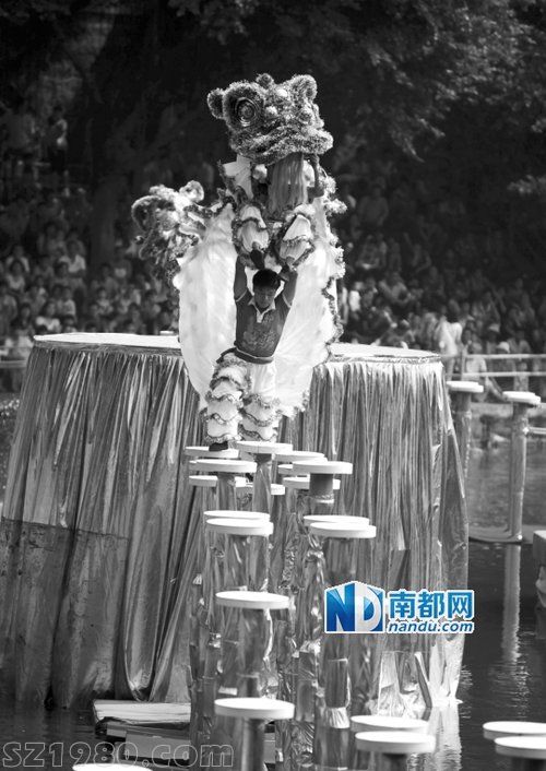 佛山：國慶新旅游法實施 團費漲10% 團友減10%