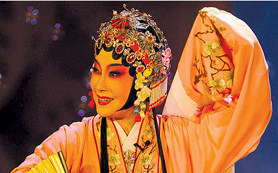 89歲粵劇大師紅線女8日突然病逝 8天前仍登臺(tái)