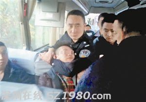 黑老大保鏢<a href=http://www.zshb029.com/shenzhen/ target=_blank class=infotextkey>深圳</a>別墅盜80多萬 20萬給村里修路