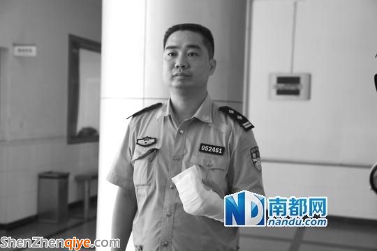 <a href=http://www.zshb029.com/shenzhen/ target=_blank class=infotextkey>深圳</a>司機酒駕撞死人后逃跑 扭斷交警手指