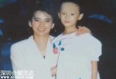 姨奶奶胡慧中與年幼時的孫儷合影