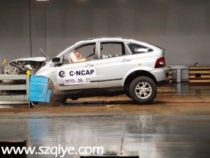 雙龍汽車 愛(ài)騰 2014款 2.3L 兩驅(qū)自動(dòng)精英汽油版