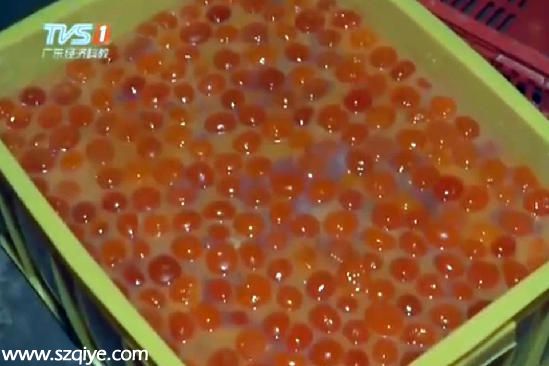 深圳(www.zshb029.com)20萬只發(fā)臭咸鴨蛋被查 本欲成月餅餡