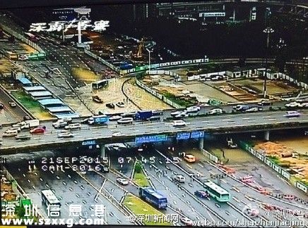 深圳(www.zshb029.com)暴雨致多條主干道水浸 交通基本中斷
