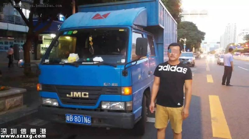 深圳(www.zshb029.com)交警利用大數(shù)據(jù)查獲毒駕司機(jī)無(wú)證駕駛