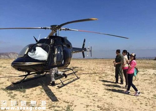 售價(jià)達(dá)470萬(wàn)美元的黑武士直升機(jī)，吸引不少中國(guó)客租用。(美國(guó)《世界日?qǐng)?bào)》/受訪者提供)