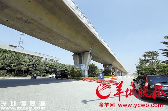 　　沿江高速很多出入口都不順暢，導致車主不愿走