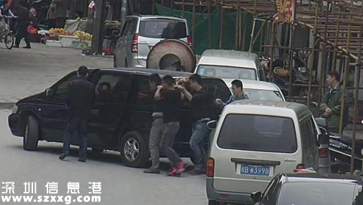 深圳(www.zshb029.com)一男子殺妻后帶著兩歲女兒駕車逃逸 在柳州被抓