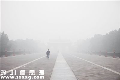 逃犯不堪霧霾自首 網(wǎng)友：罪魁禍首北京霧霾