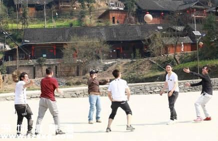 黃曉明成櫻木花道 杜淳陳喬恩互撩球場傳情（組圖）