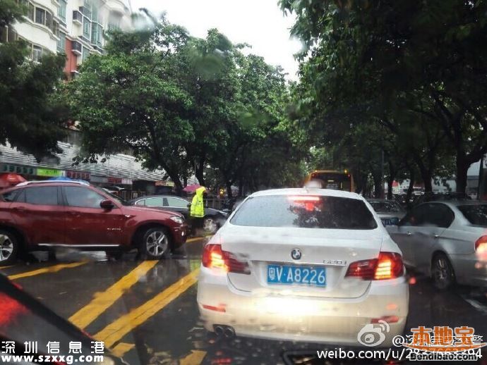 深圳暴雨為何不發(fā)布紅暴？上不上學(xué)家長很糾結(jié)
