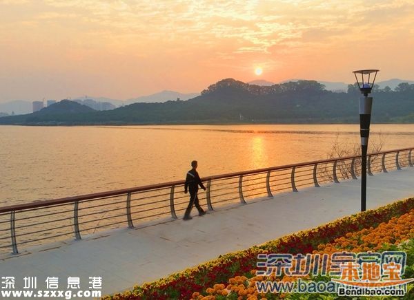 福永舉辦百人戶外旗袍秀 同時(shí)開展攝影大賽