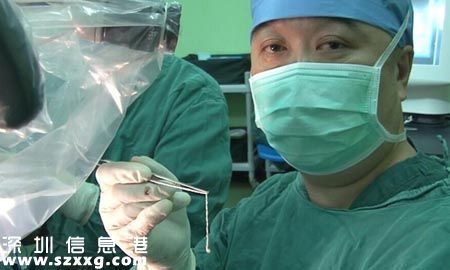 男童腦里長寄生蟲 醫(yī)生稱孩子腦內(nèi)有寄生蟲和長期飲用生水有關(guān)