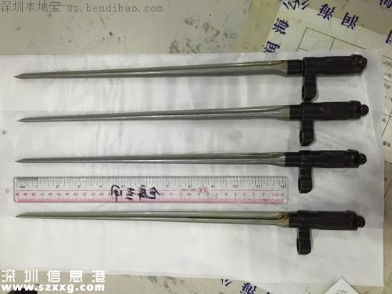 旅客攜帶4把30厘米的長槍刺刀深圳闖關被查