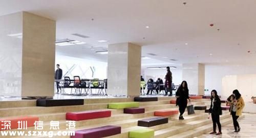 高?，F(xiàn)最酷圖書館 別人家的高校就是好
