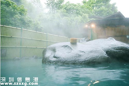 男子公園泡溫泉被溶解當(dāng)場(chǎng)死亡 畫(huà)面堪稱(chēng)恐怖片!