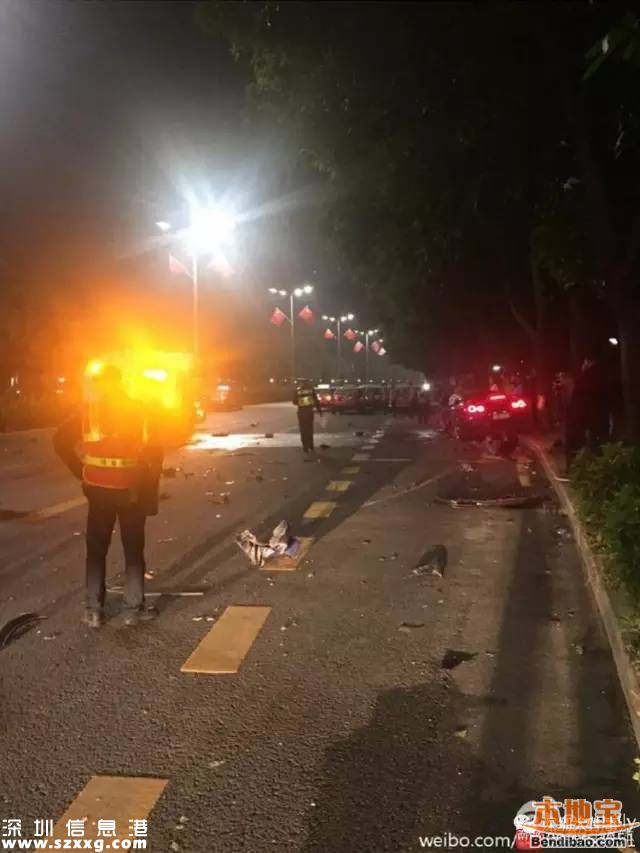 深圳百萬(wàn)跑車撞成廢鐵 司機(jī)回家睡覺